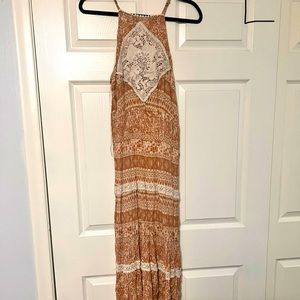 Coco + Jaimeson maxi dress Size L 100% Rayon Lining / Forro Boho style